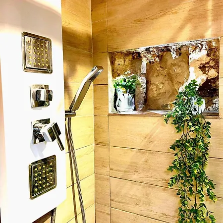 Διαμέρισμα Lofty Blanco Dei Baroni Di Furmica *